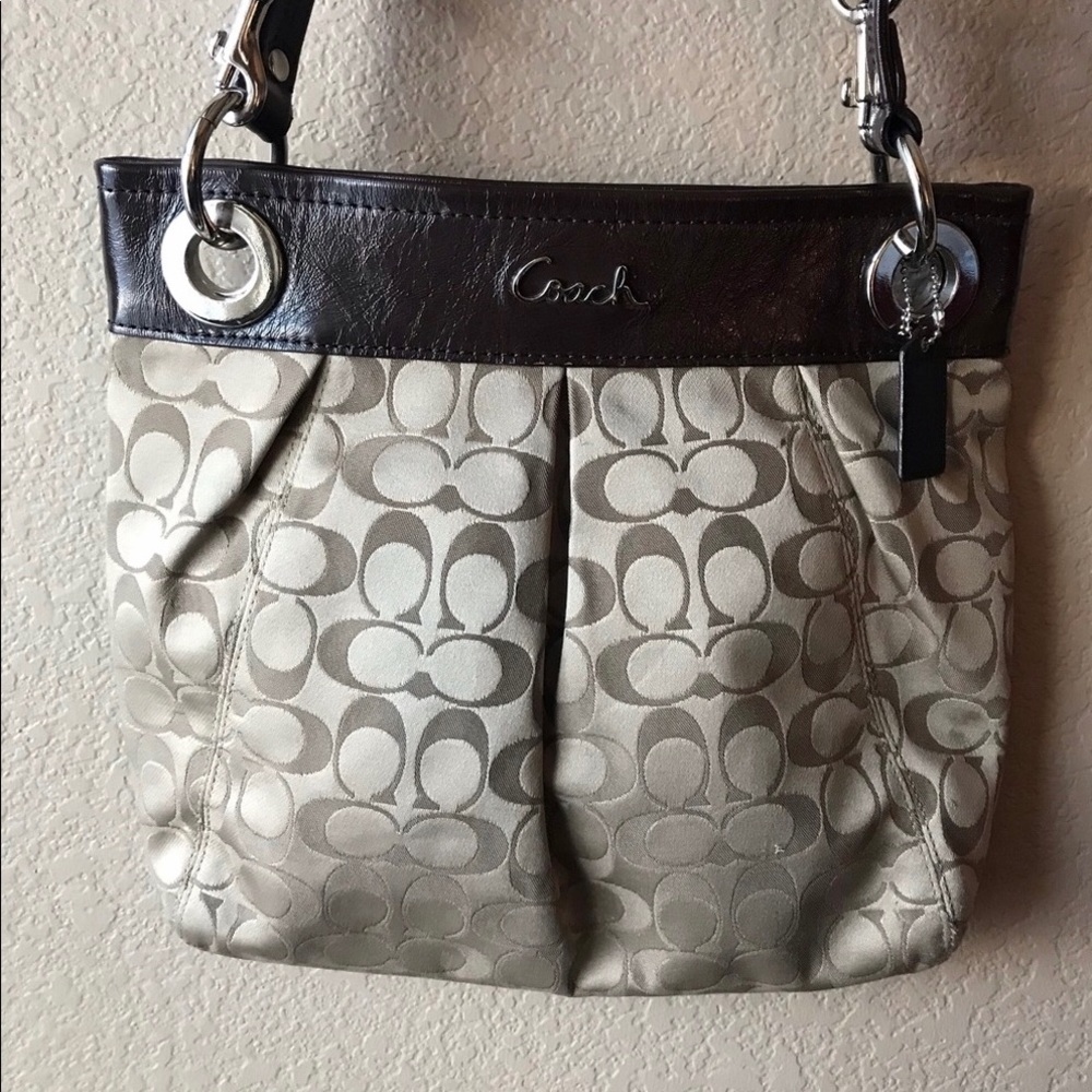 Coach classic crossbody purse
